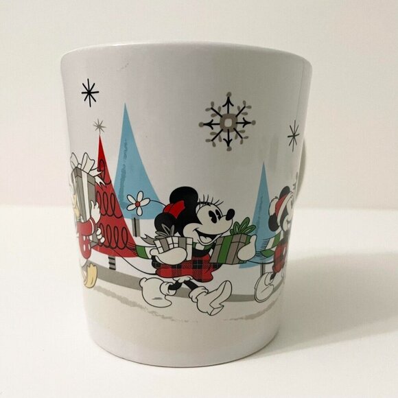Disney Mickey and Friends Christmas Mug Zrike Brands Goofy Donald Duck Minnie - Picture 12 of 16